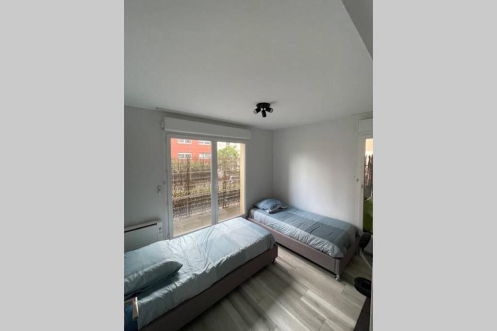Appartement Proche Paris Et Disney Land. Rosny-sous-Bois Buitenkant foto
