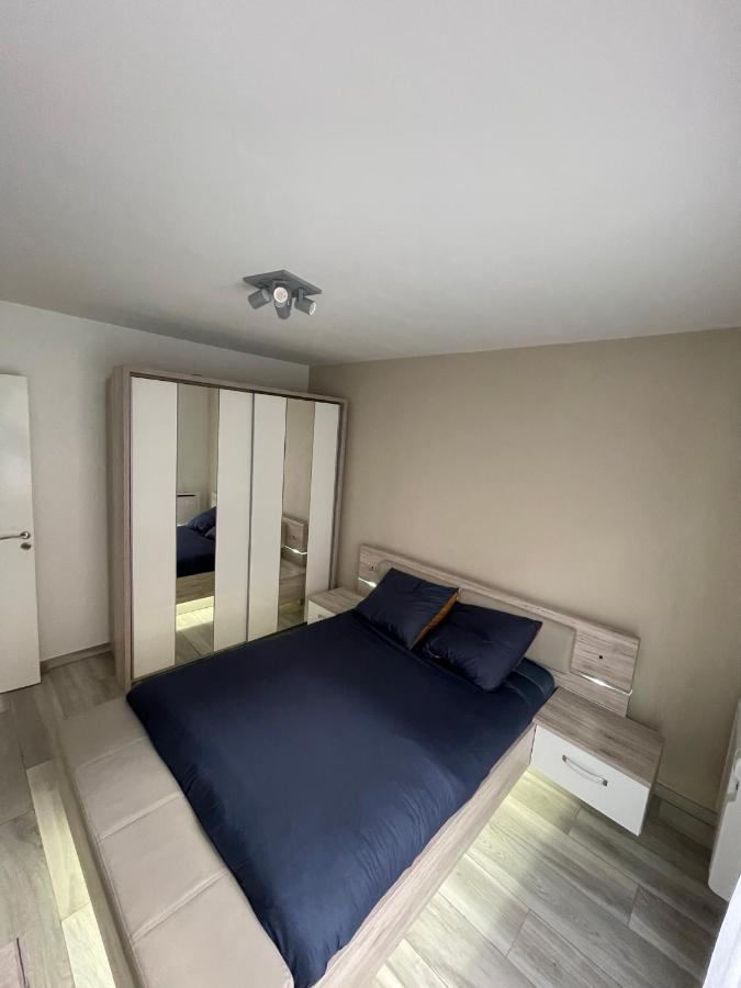Appartement Proche Paris Et Disney Land. Rosny-sous-Bois Buitenkant foto