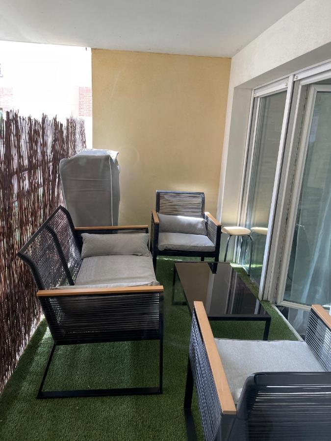 Appartement Proche Paris Et Disney Land. Rosny-sous-Bois Buitenkant foto
