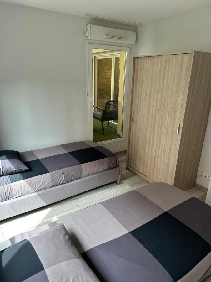 Appartement Proche Paris Et Disney Land. Rosny-sous-Bois Buitenkant foto